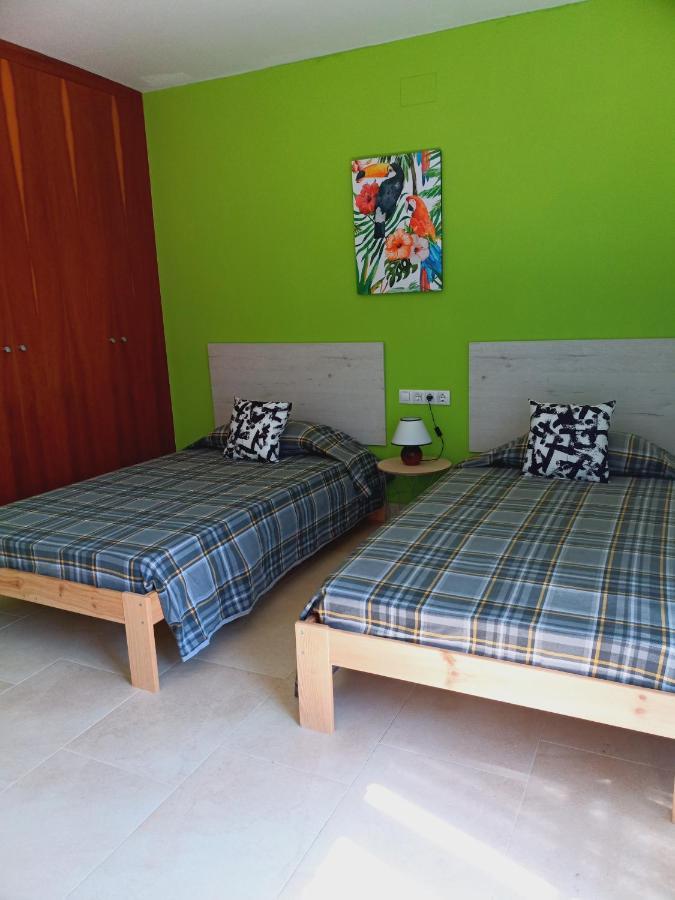 Chalet amplio con Jardín y zona barbacoa. Reus Exterior foto